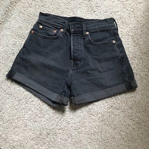 Black denim Levi wedgie fit shorts